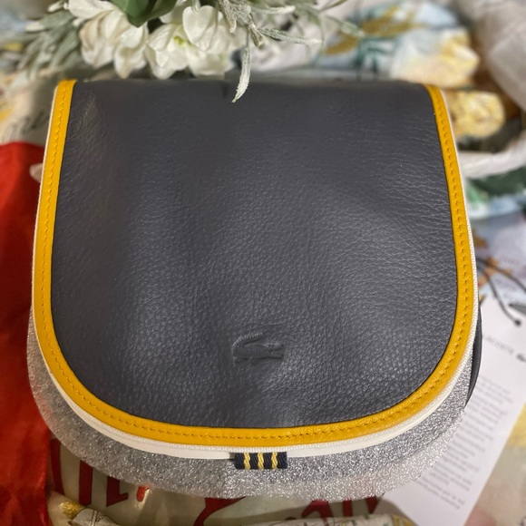 NWT. Lacoste Women's Court Line Contrast Piping Small Hobo Bag - Picture 4 of 13